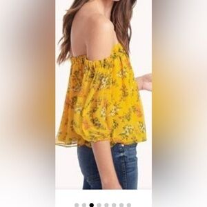 Ella moss 100% Silk cropped Flirty floral poetic garden off shoulder top Sz L